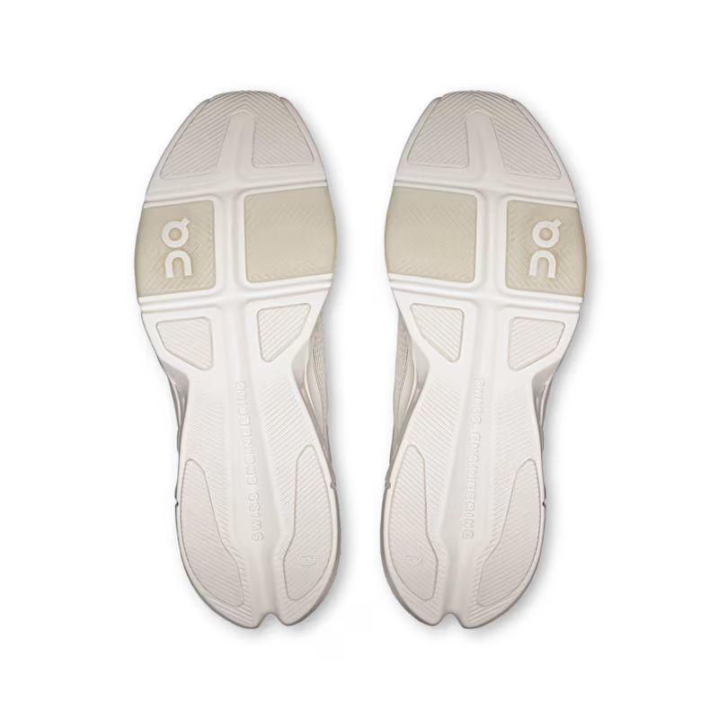 on cloudpulse next men's | white ice