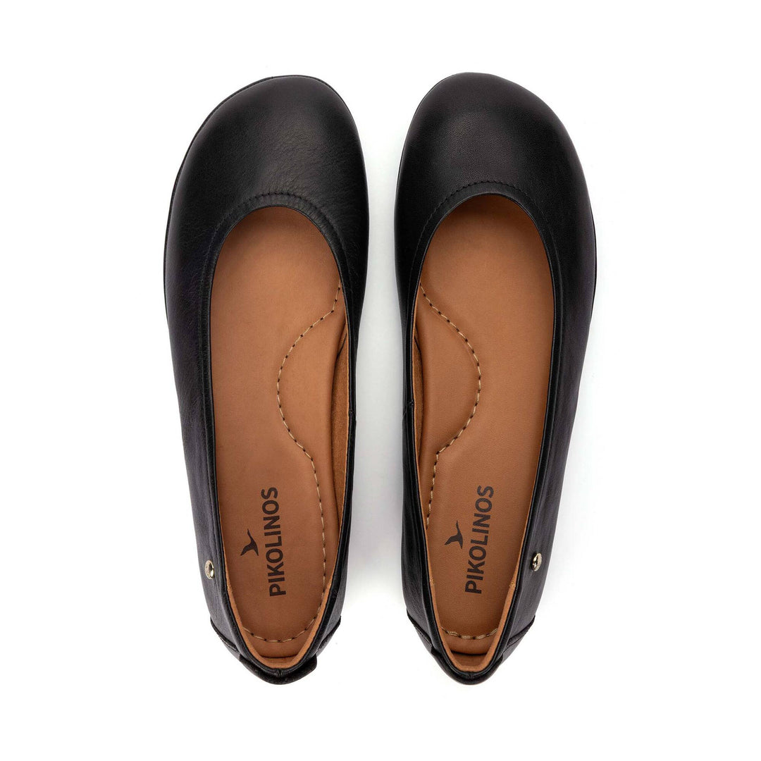 pikolinos carmona ballerina women's | black