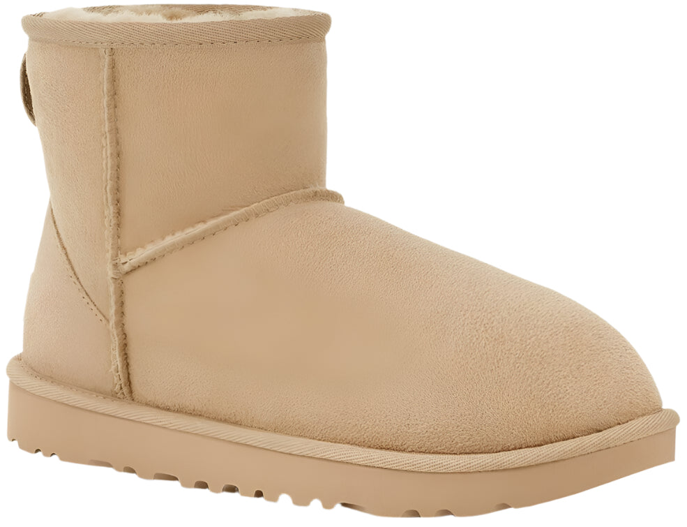 UGG – Brown's Shoe Fit WDM
