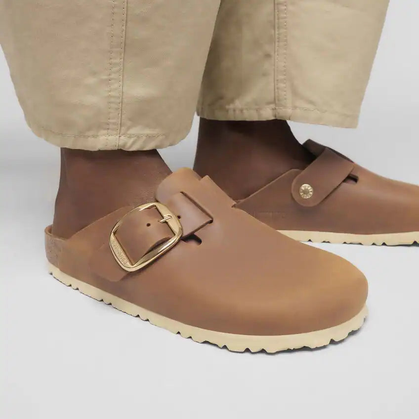 birkenstock boston big buckle oiled leather | cognac