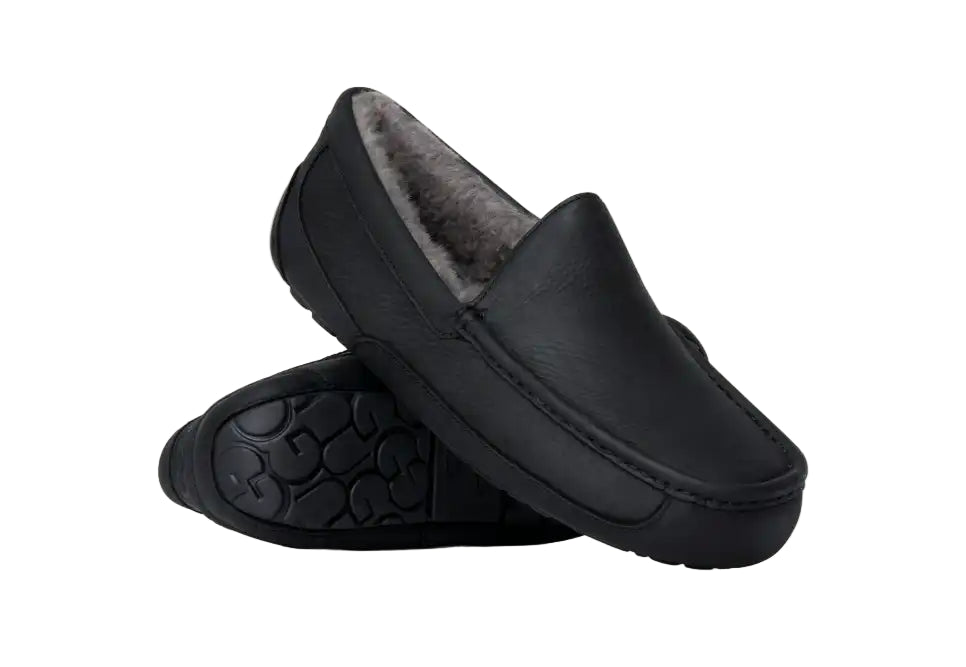 ugg ascot matte leather men's | black