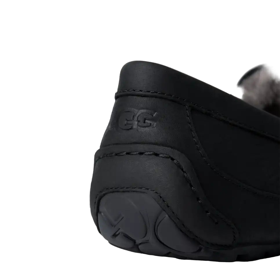 ugg ascot matte leather men's | black