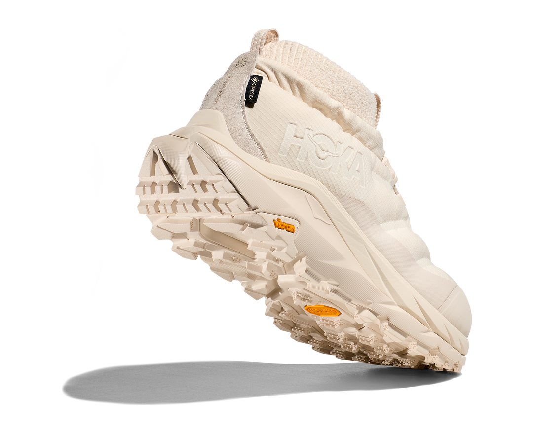 hoka kaha 2 frost moc gtx women's | oat milk / sesame