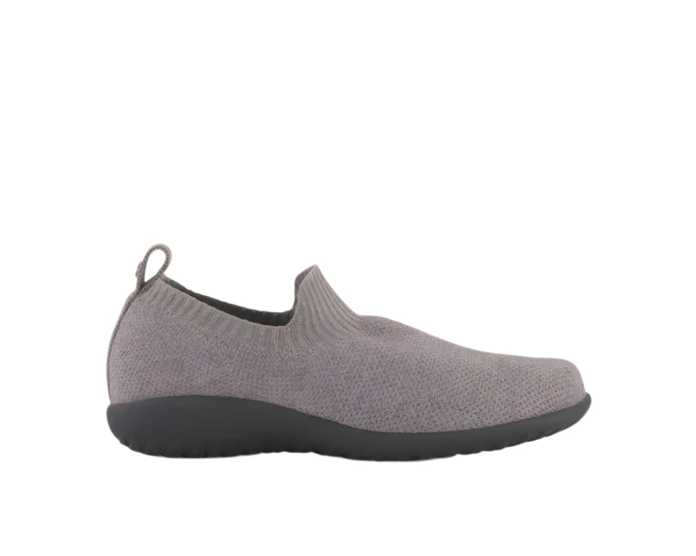 naot nuku women's | gry knit w/blk