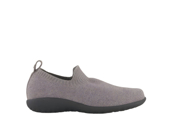 naot nuku women's | gry knit w/blk