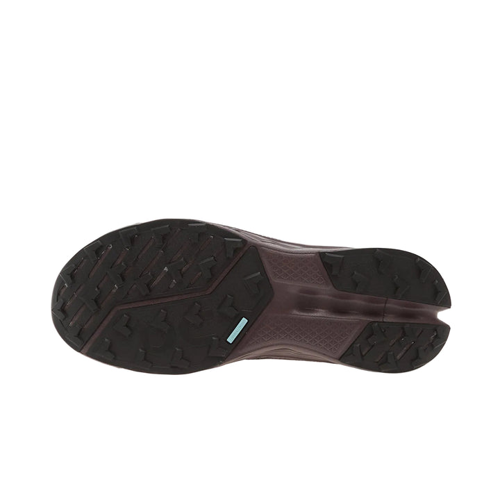 on cloudsurfer trail 2 waterproof women's | urchin pebble