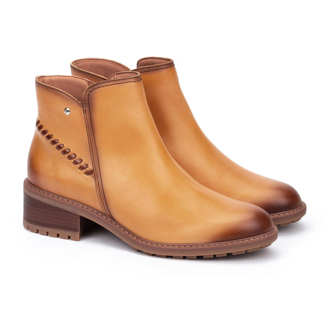 pikolinos medina women's | vanilla