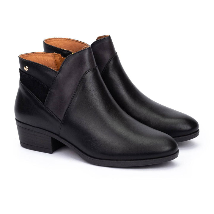 pikolinos daroca short angle boots women's | black