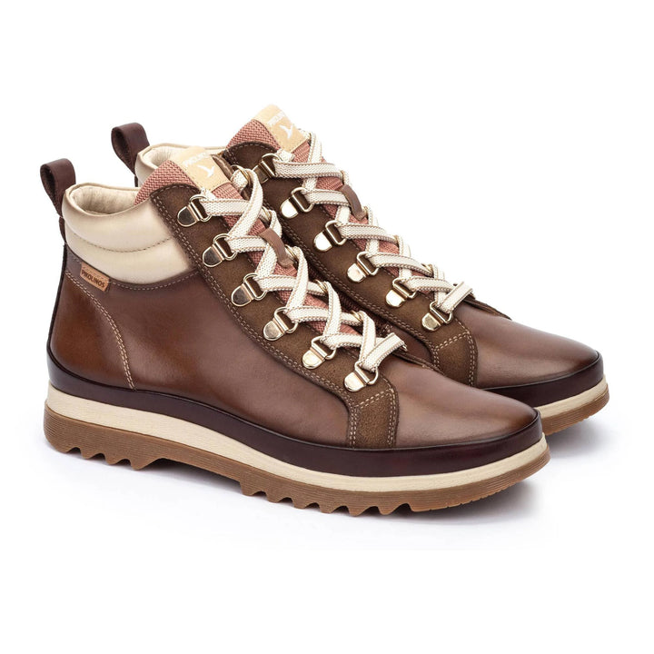 pikolinos vigo ankle boot women's | topo