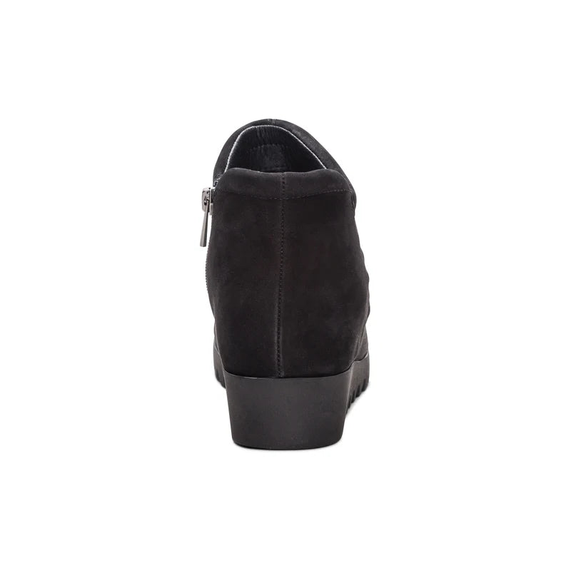 aetrex zoey slip-on women's | black
