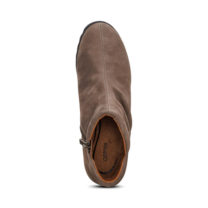 aetrex zoey slip-on women's | dk taupe