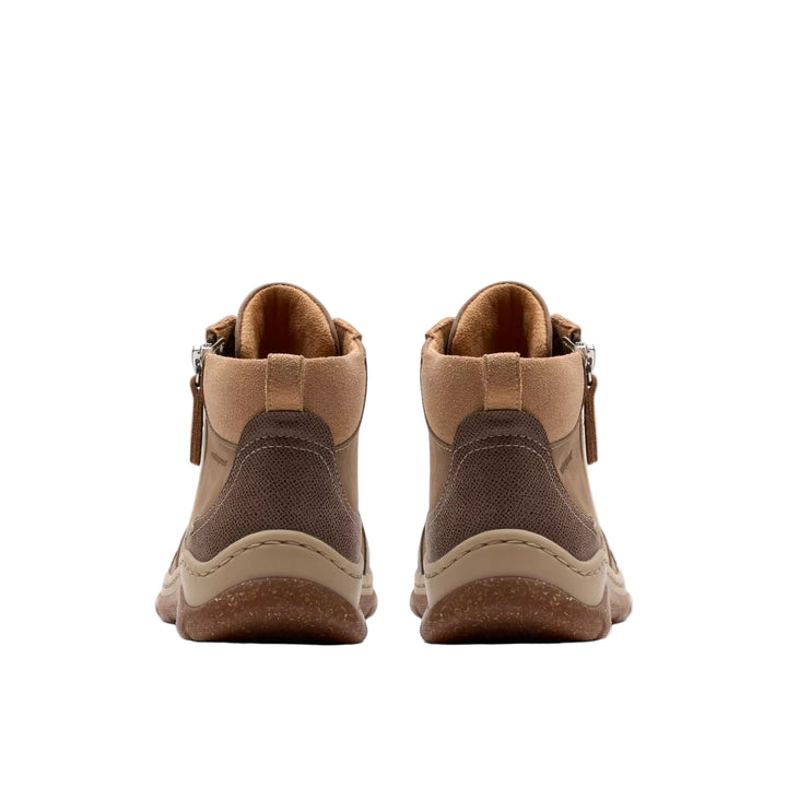 clarks orlene top waterproof women's | dk sand nub