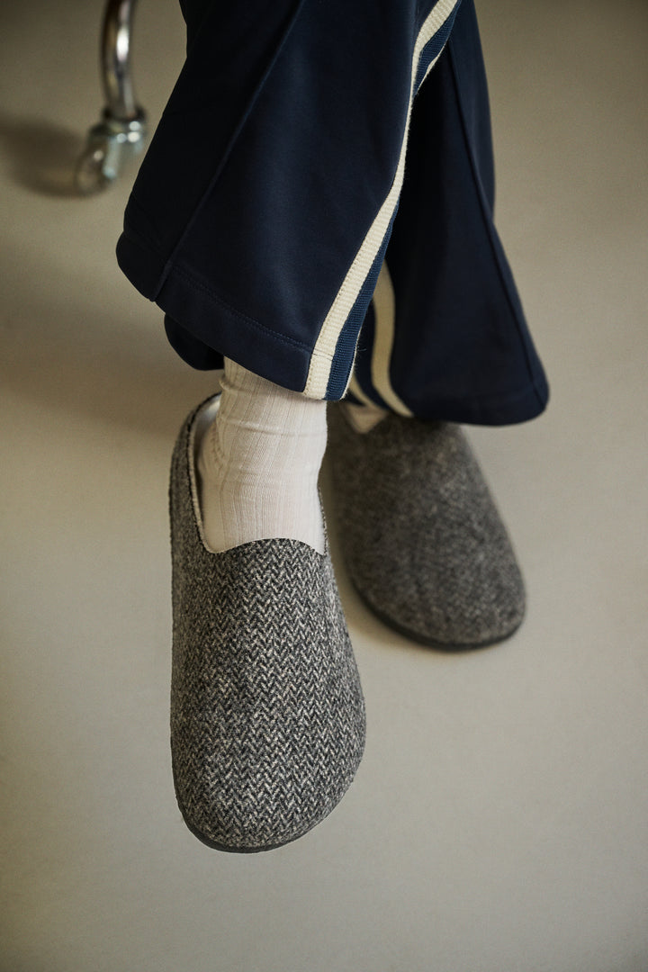 birkenstock amsterdam shearling women's | herringbone gray natural