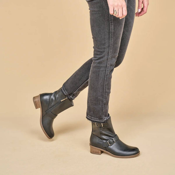 dansko delphine women's | black