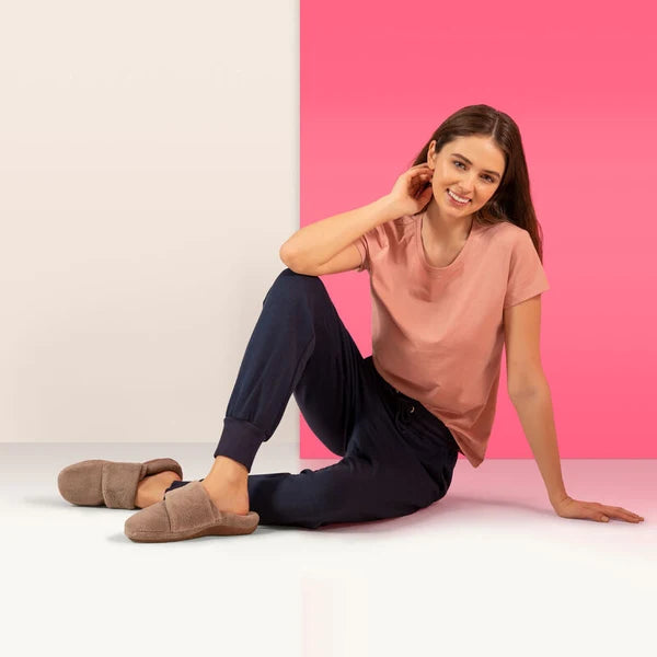 aetrex mandy closed toe women's | coffee