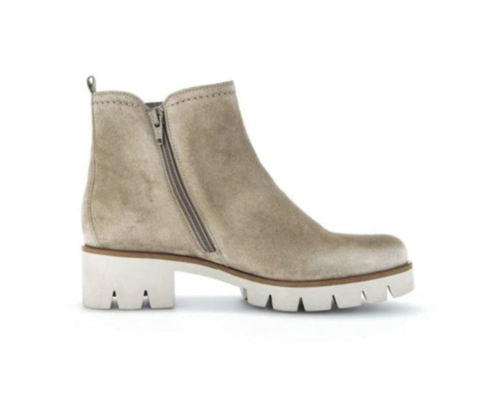 gabor chelsea lug boot women's | dust