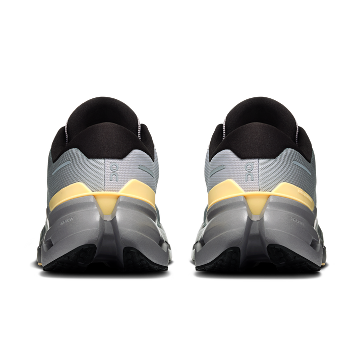 on cloudrunner 3 men's | platinum squash