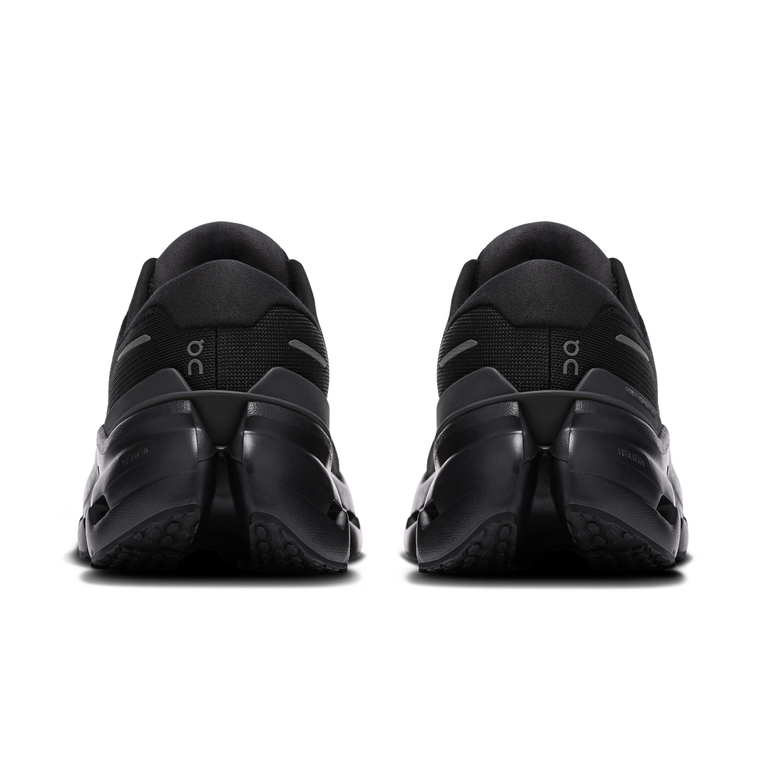 on cloudrunner 3 wide men's | black black