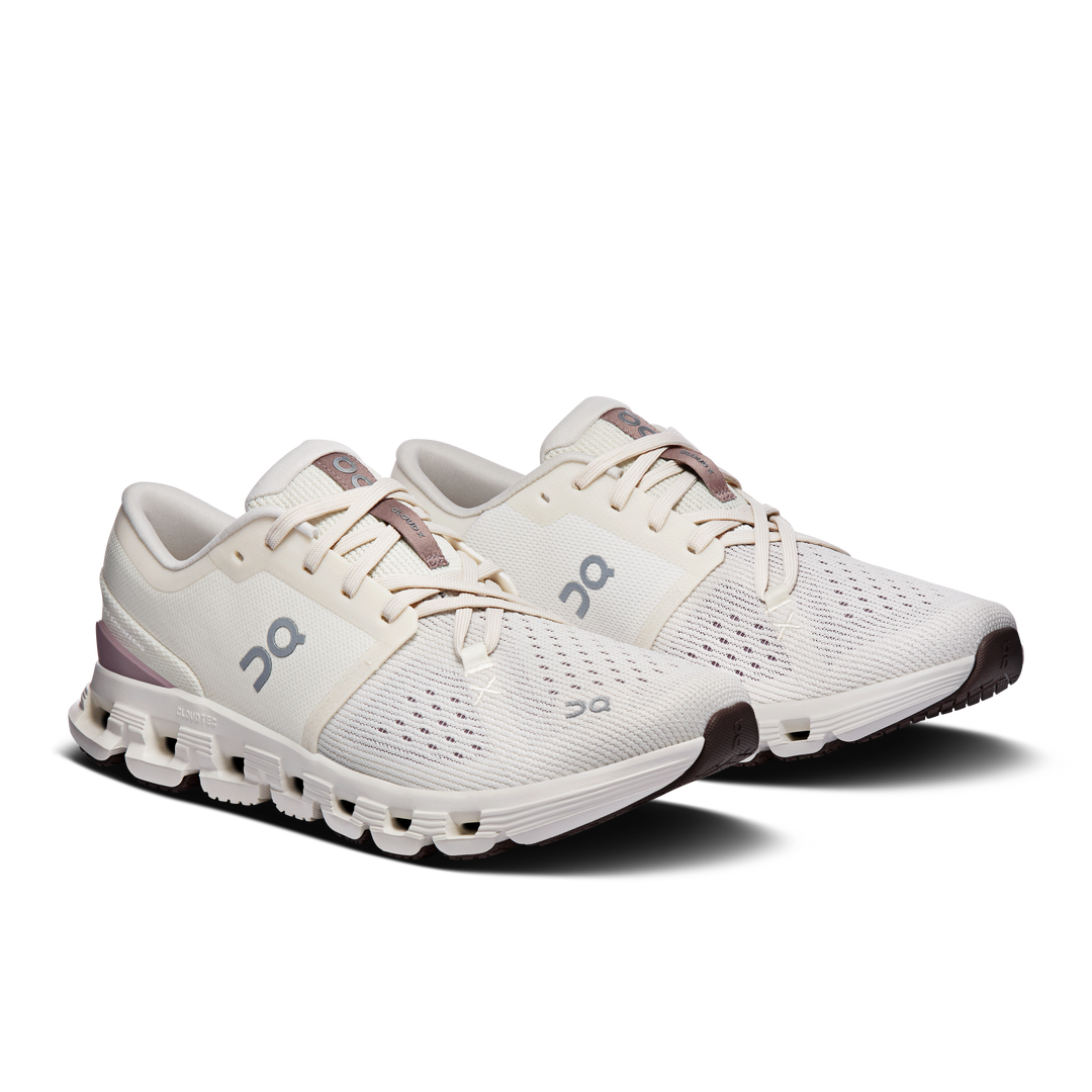 on cloud x 4 women's | ivory heron
