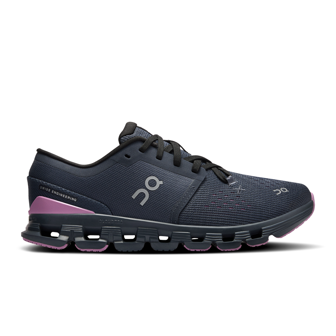 on cloud x 4 women's | navy sakura