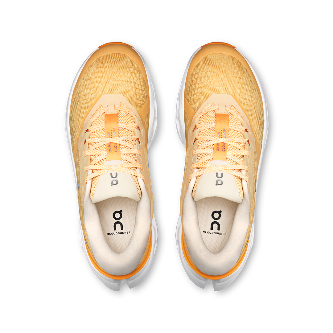on cloudrunner 3 women's | squash saffron