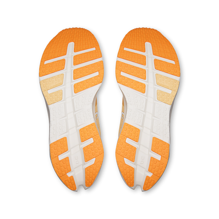 on cloudrunner 3 women's | squash saffron
