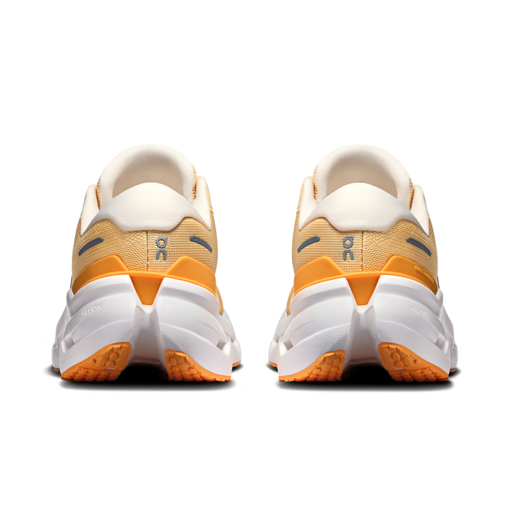 on cloudrunner 3 women's | squash saffron