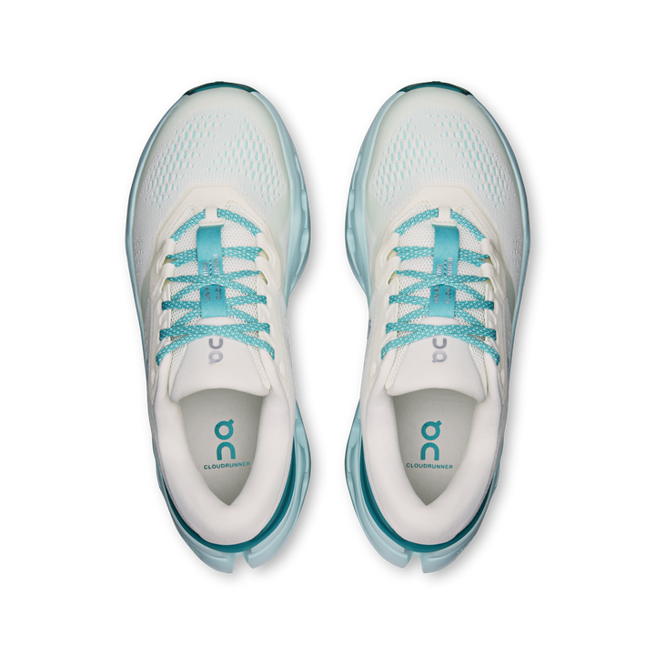 on cloudrunner 3 women's | ivory aquamarine