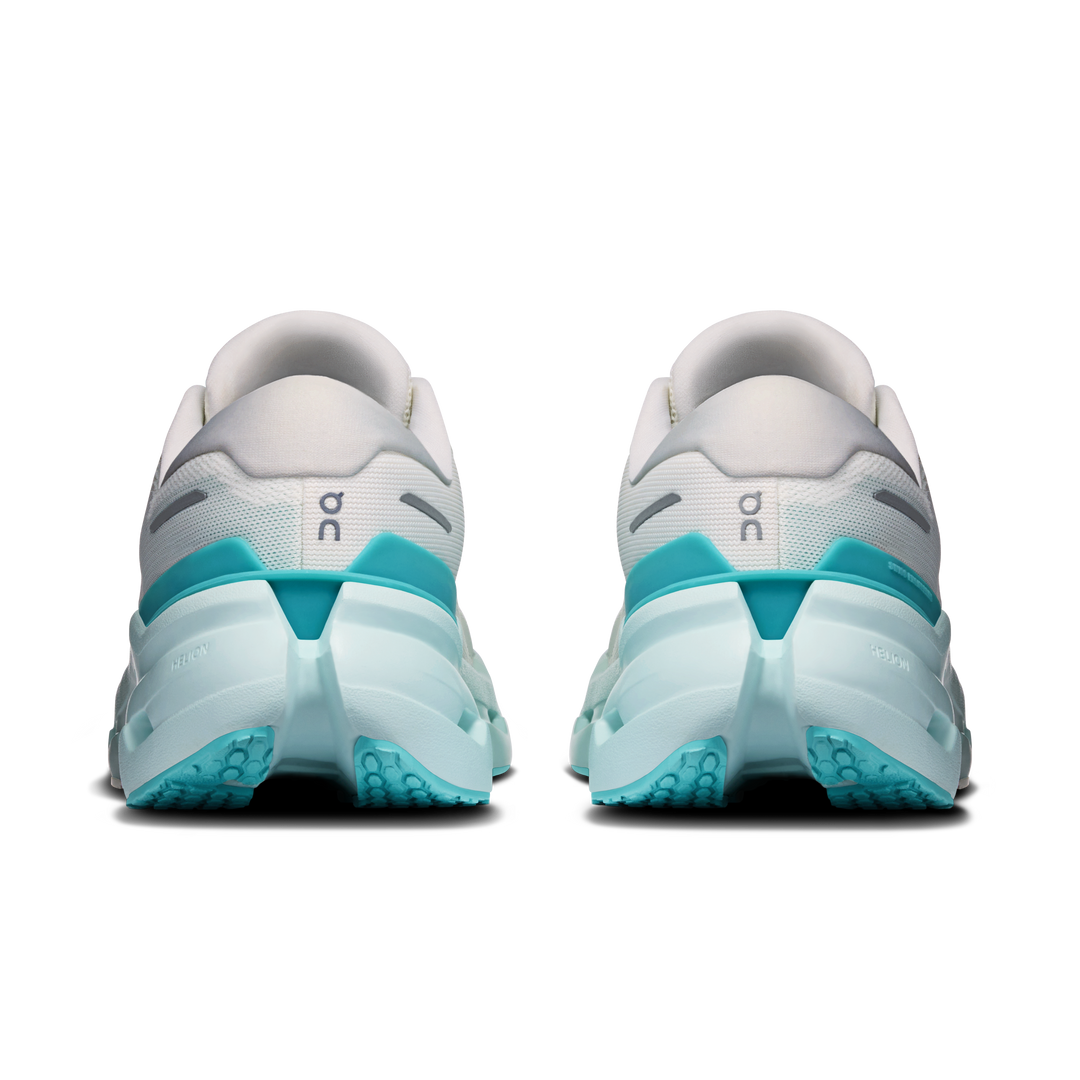 on cloudrunner 3 women's | ivory aquamarine