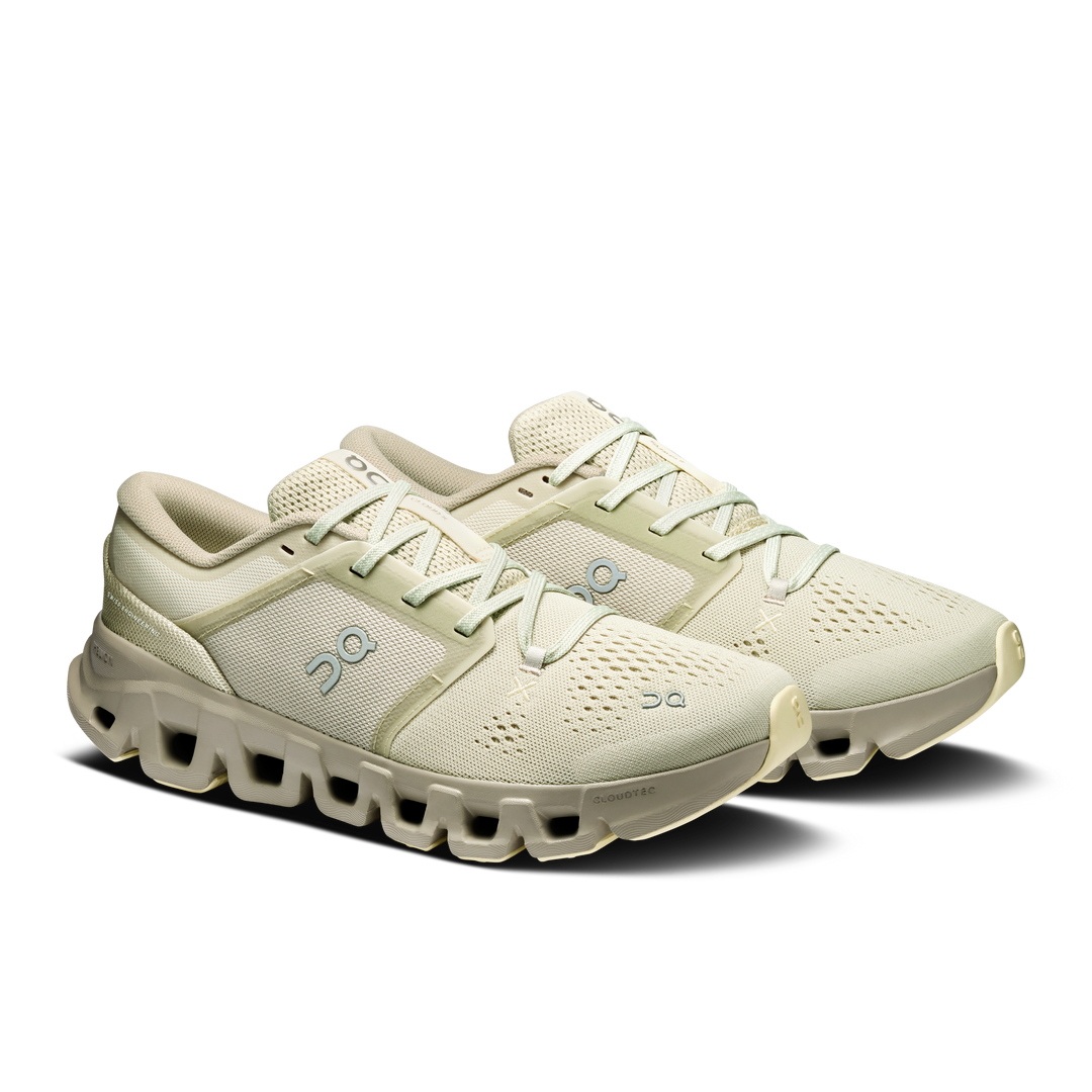 on cloud x 5 women's | chalk brume
