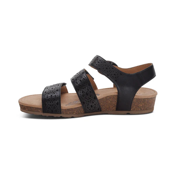 aetrex lily adjustable quarter strap women's | black