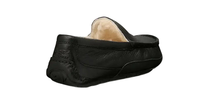 ugg ascot men's | black