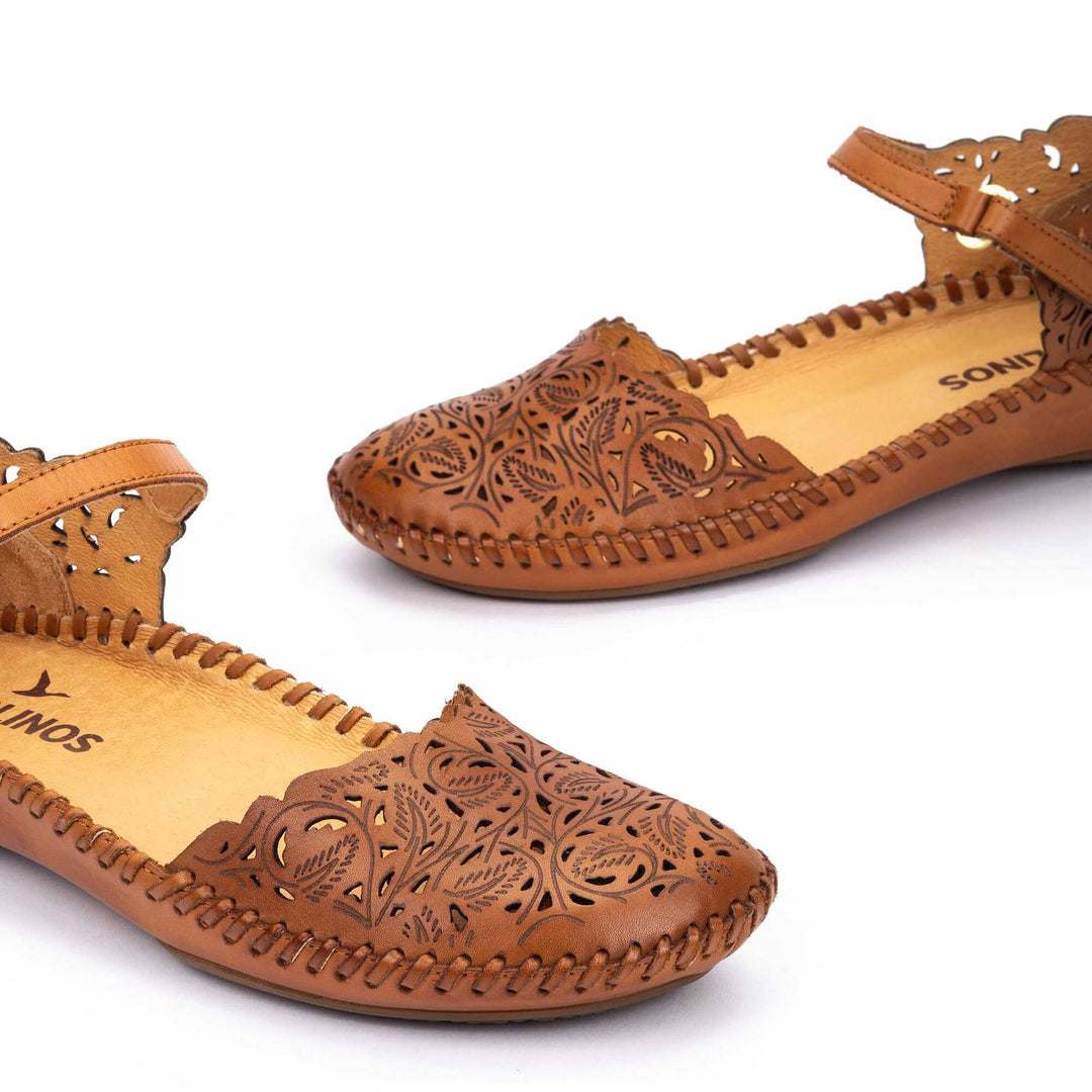 pikolinos p vallarta women's | brandy