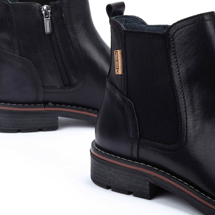 pikolinos york ankle boots men's | black