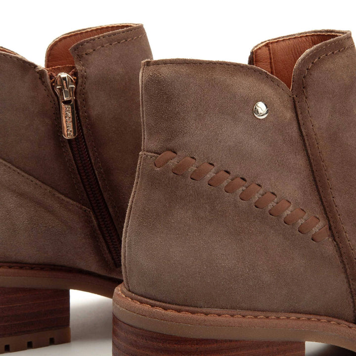 pikolinos medina mid-heel ankle boots women's | taupe