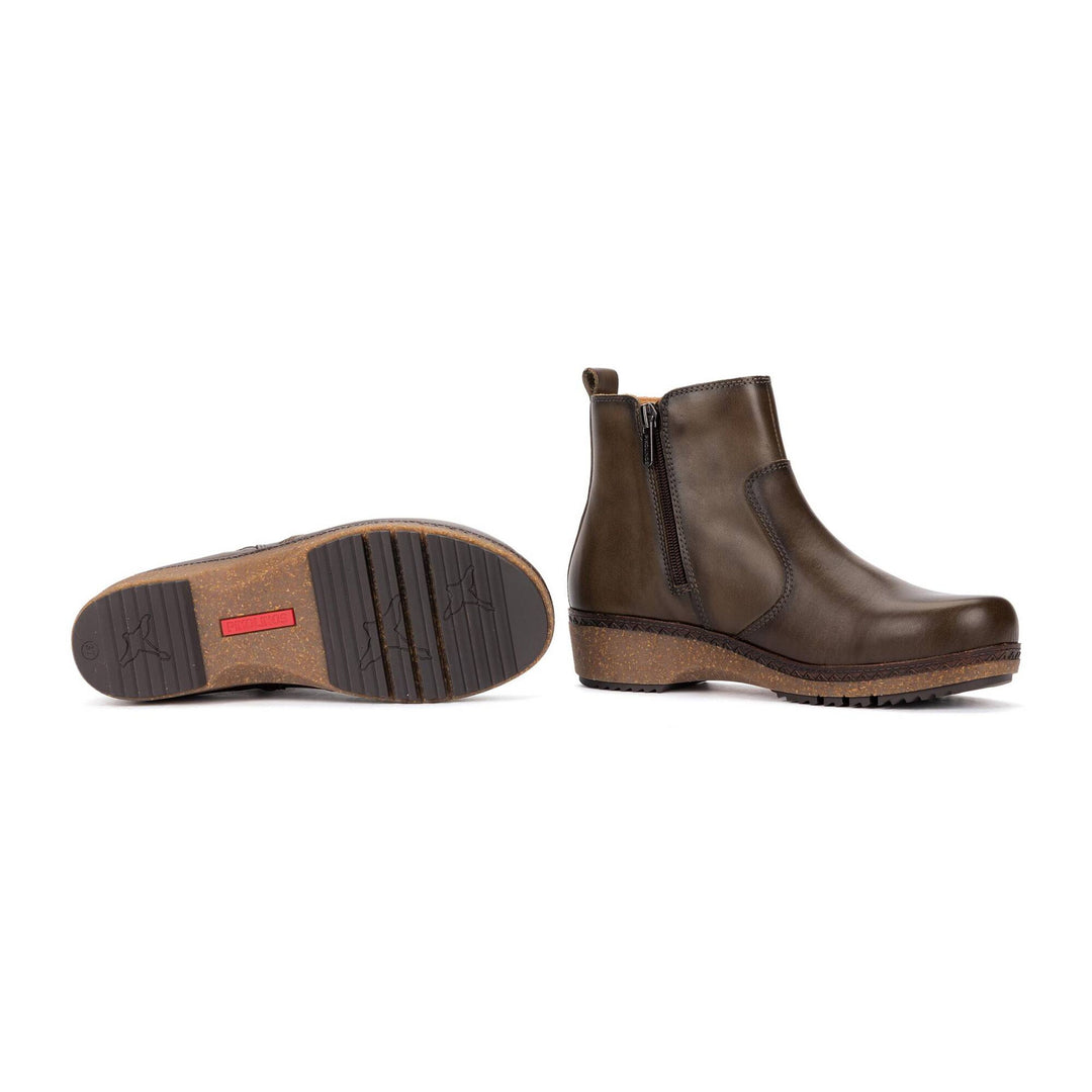 pikolinos granada boot women's | seaweed