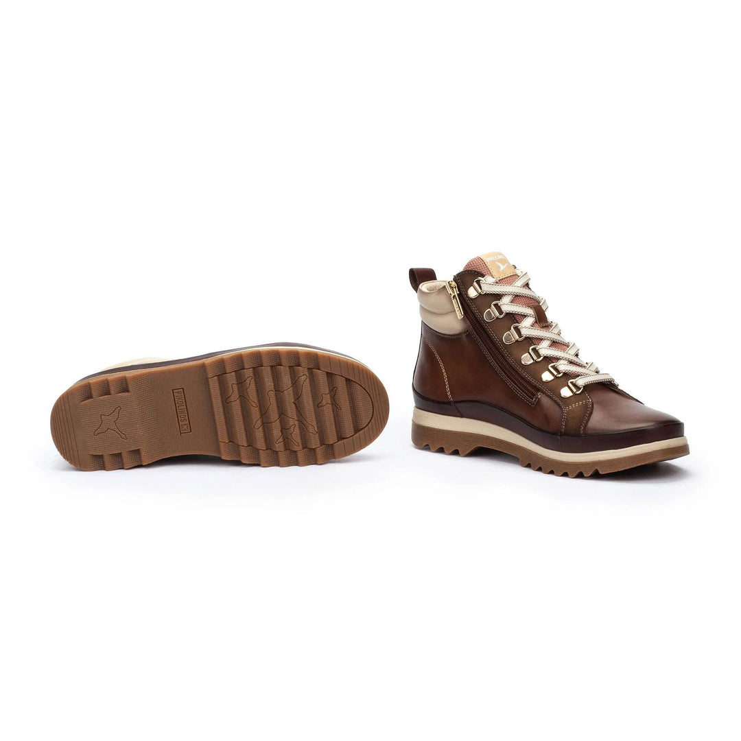 pikolinos vigo ankle boot women's | topo
