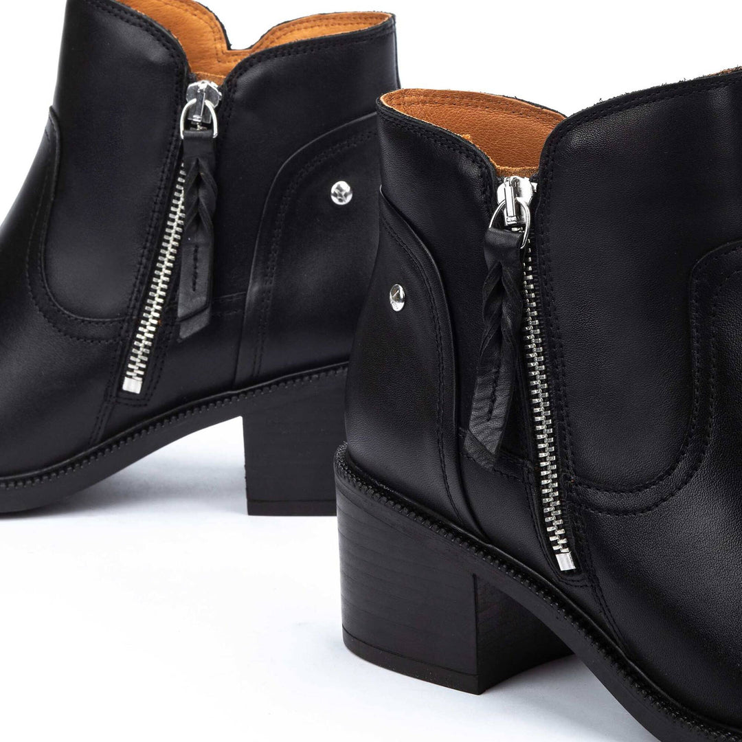 pikolinos bacarot women's | black