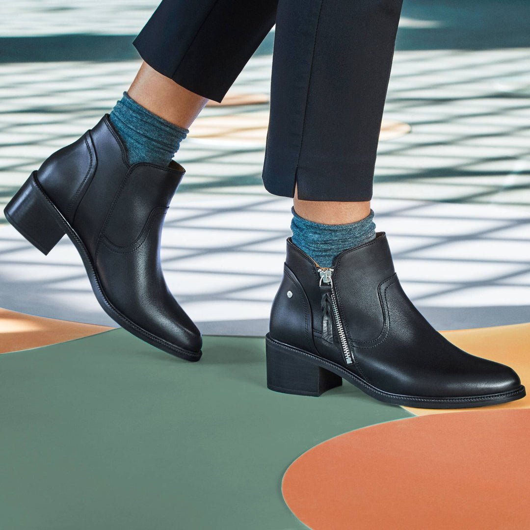 pikolinos bacarot women's | black