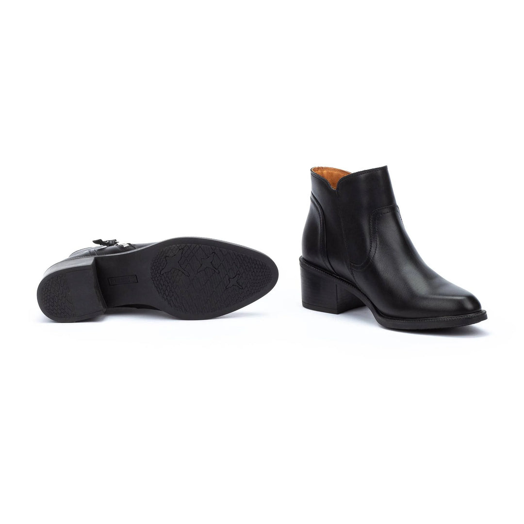 pikolinos bacarot women's | black