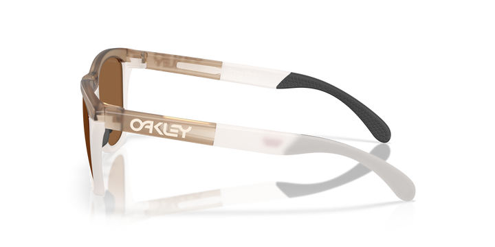 oakley frogskins range sunglasses | matte sepia/matte vapor