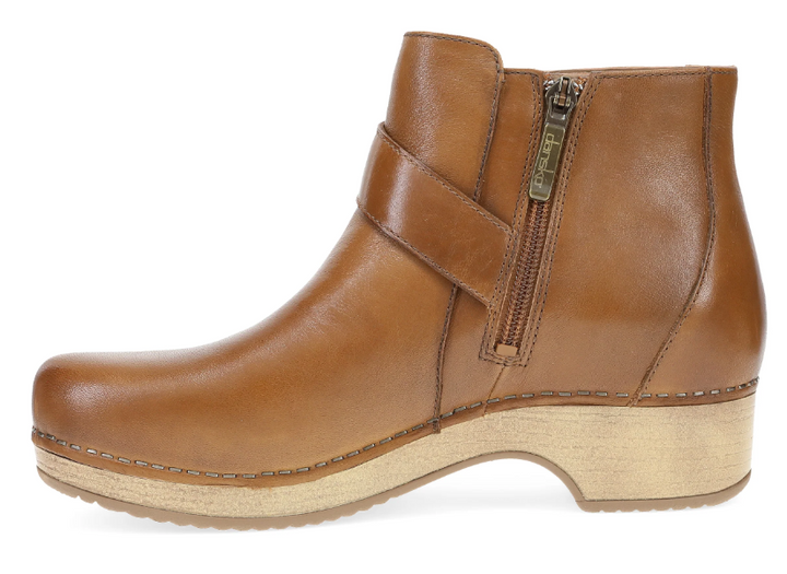dansko brennan women's | tan