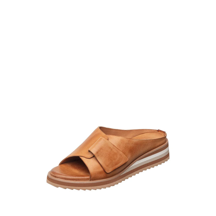 antelope b70 padme low women's | taupe