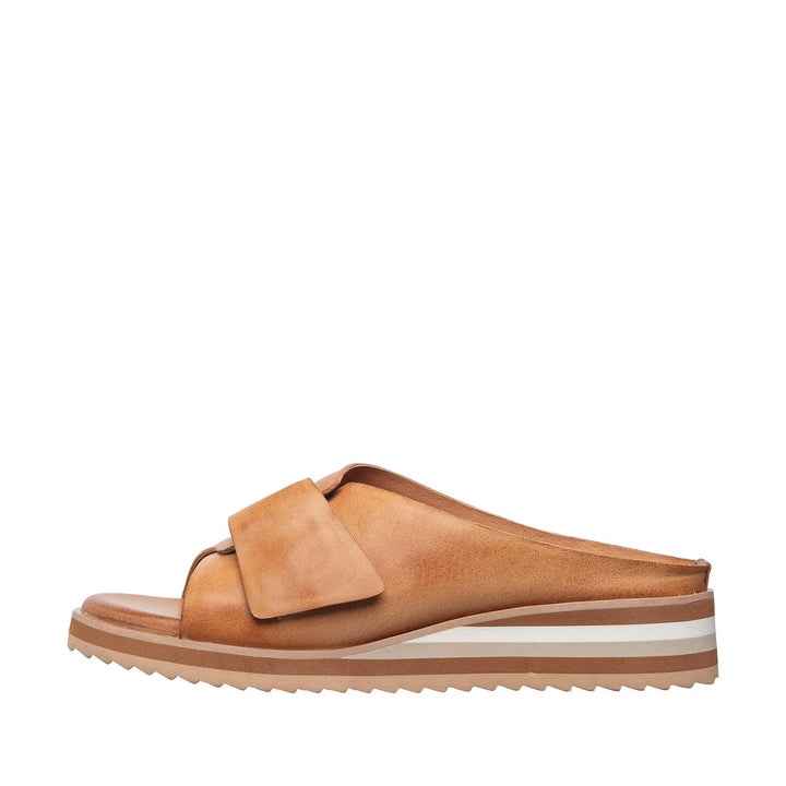 antelope b70 padme low women's | taupe