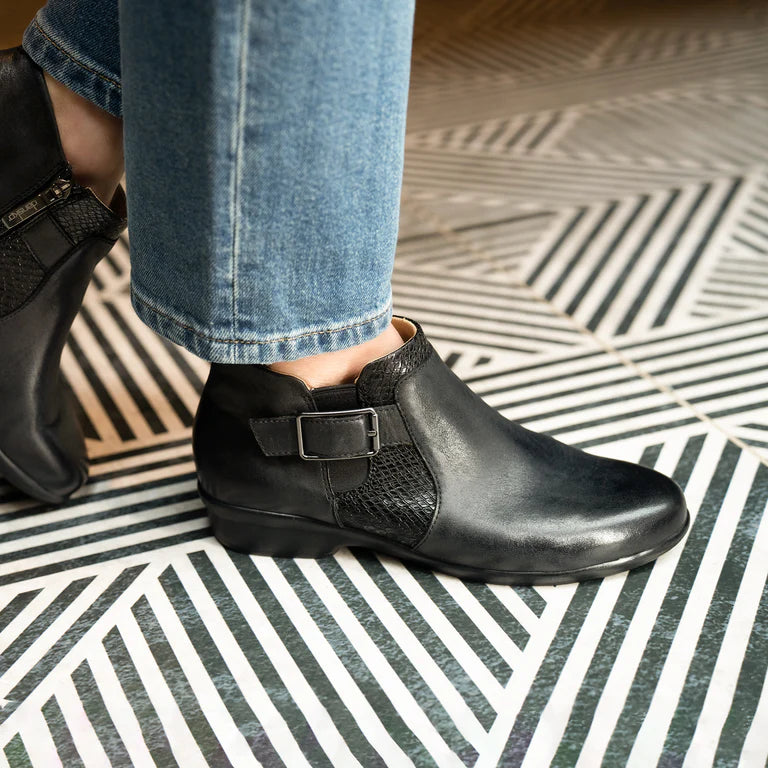 dansko carolyn women's | black