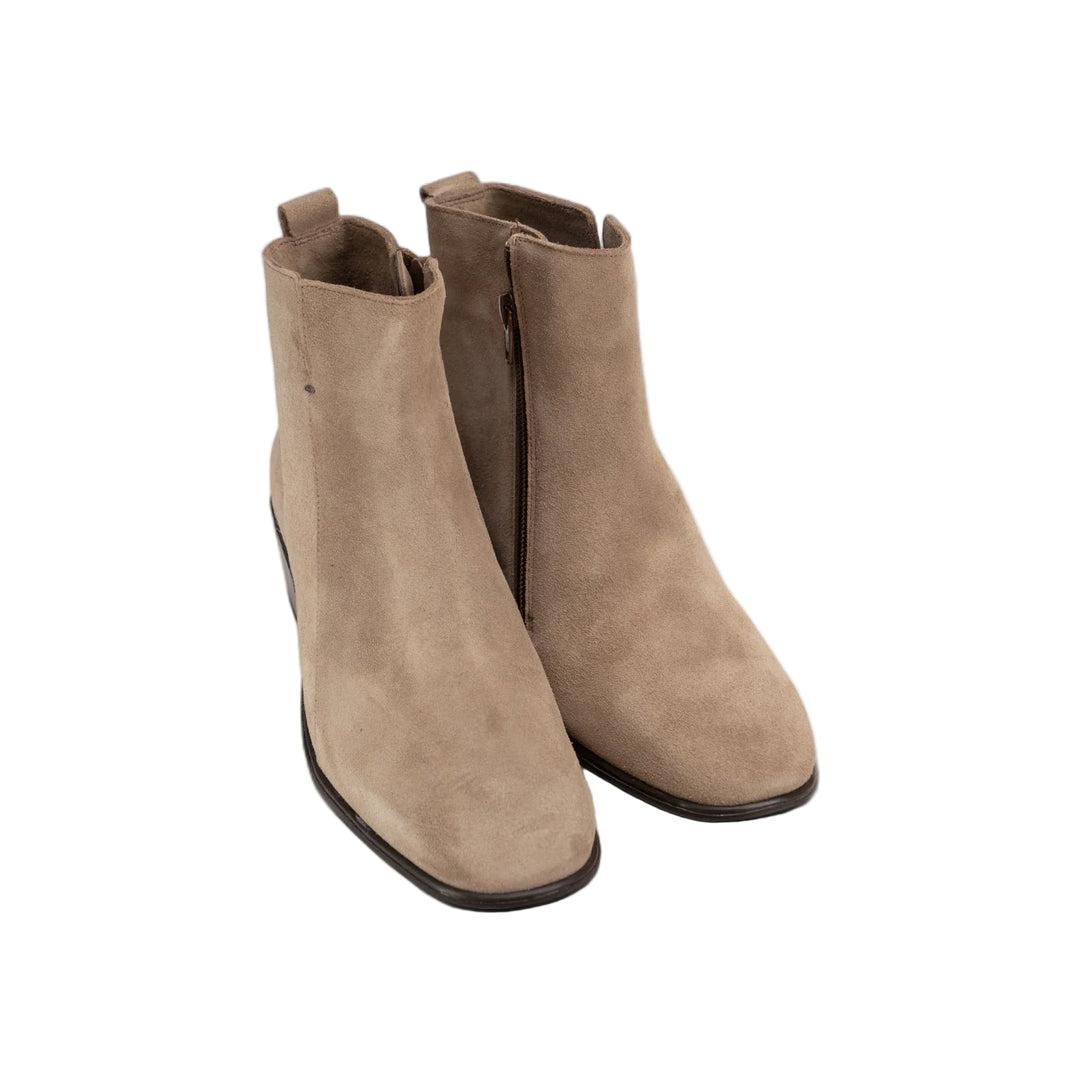 naot ethic women's | almond suede