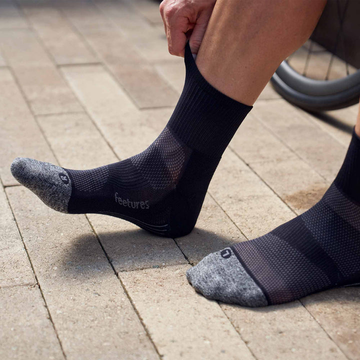feetures elite light cushion quarter | black