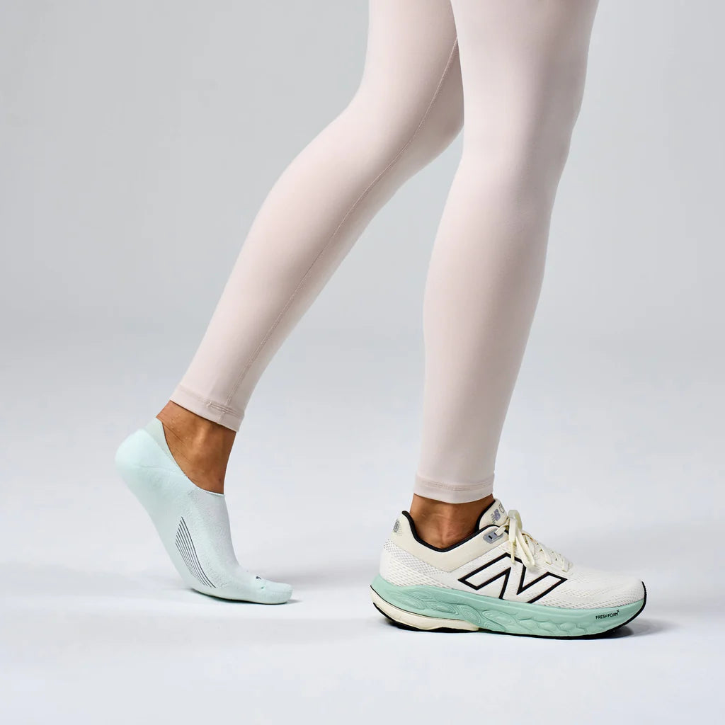 feetures elite light cushion invisible | mint
