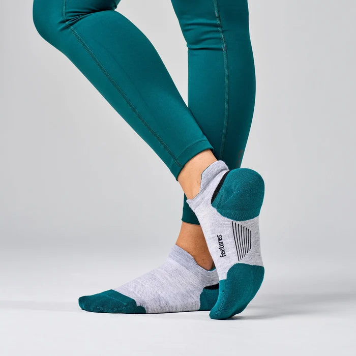 feetures elite max cushion tab sock | stone ivy