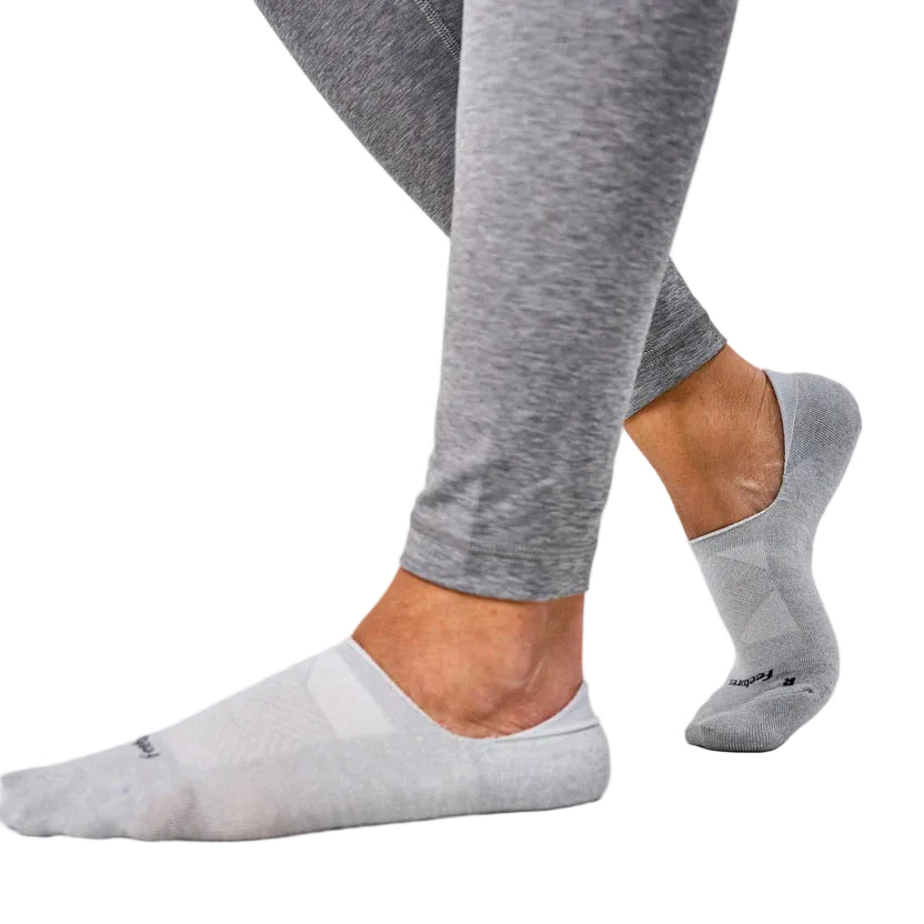 feetures elite ultra light invisible women's | light gray